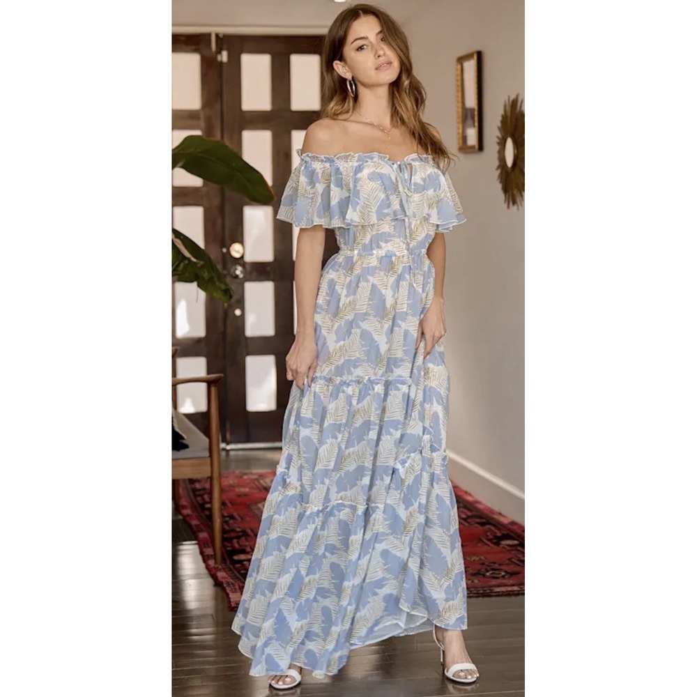 Lulus Dress Womens M Blue Leaf Print Off Shoulder Tiered Maxi Resort NWT